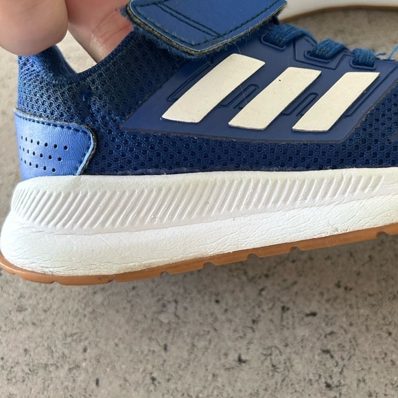 Adidas Kids Navy and White Sneakers. Size:10K - Picture 4 of 11